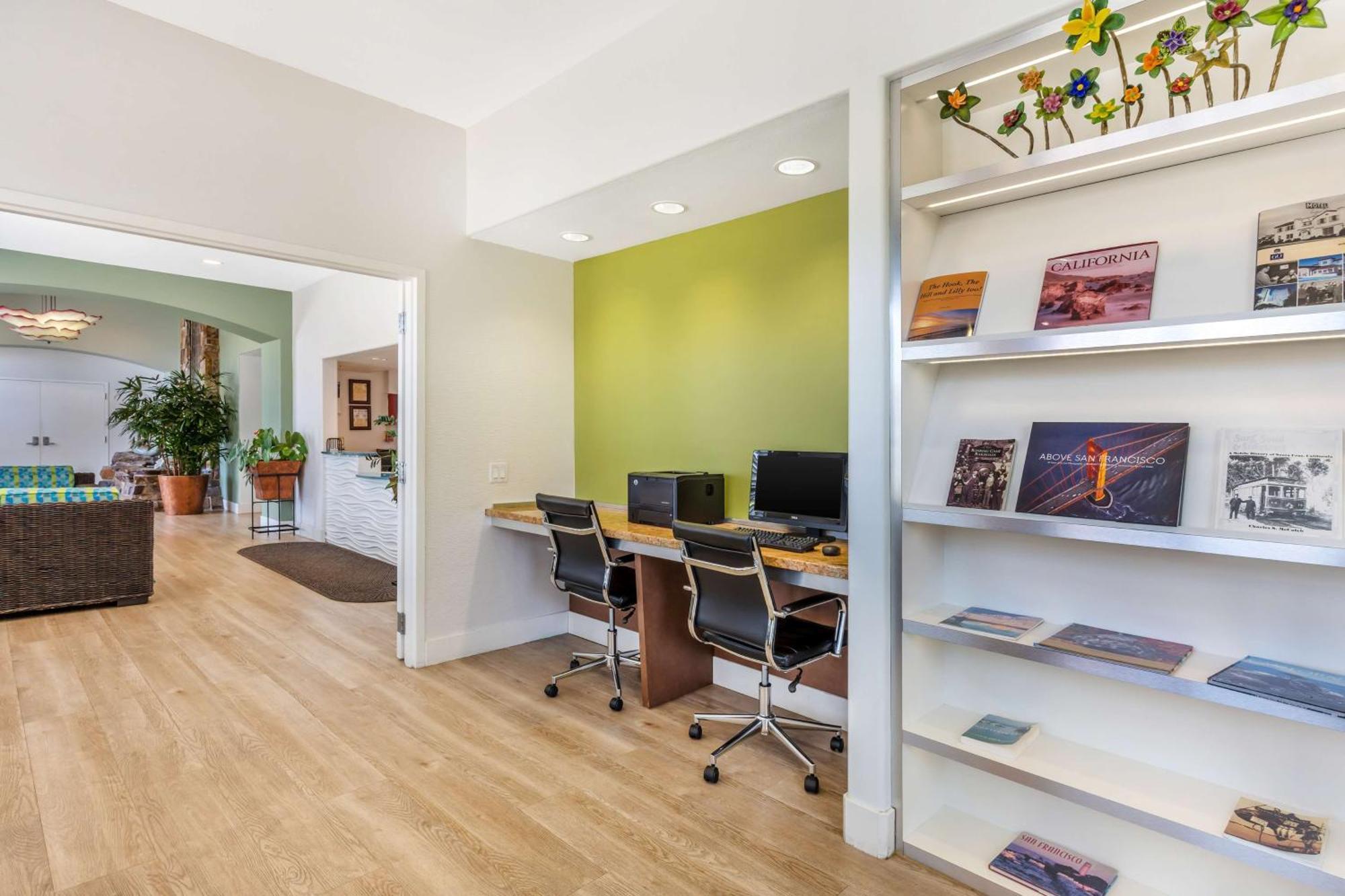 Best Western Plus Capitola By-the-Sea Inn&Suites Extérieur photo